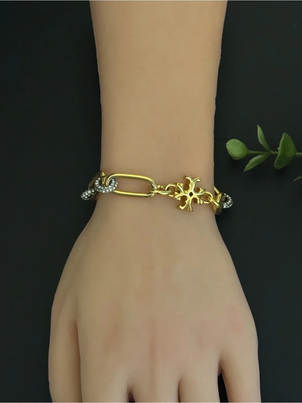 Tory‎ Burch Gold Link Bracelet with Crystal Accents